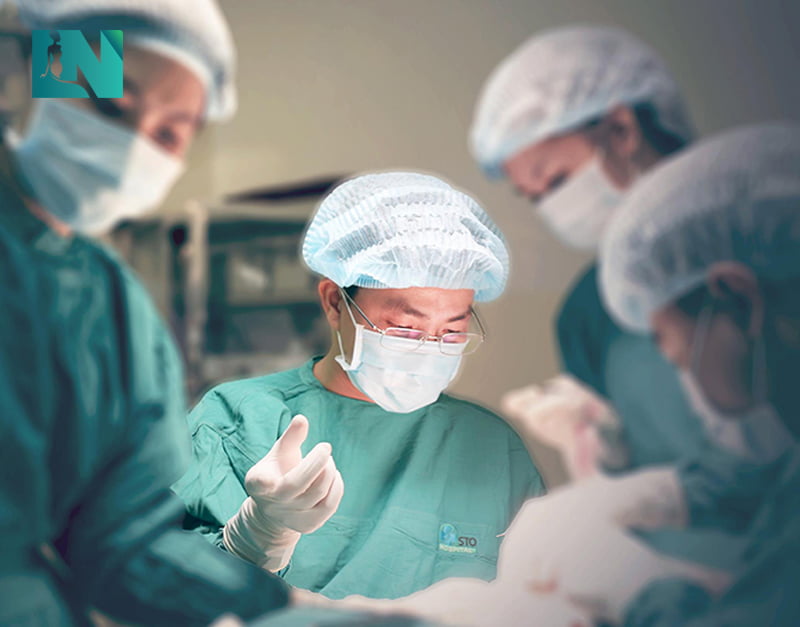 Bác sĩ Lương Ngọc trong 1 ca hút mỡ không phẫu thuật thực hiện tại bệnh viện